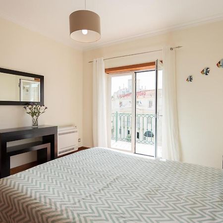 Apartamento Praia 圣马蒂纽·杜·波特 外观 照片