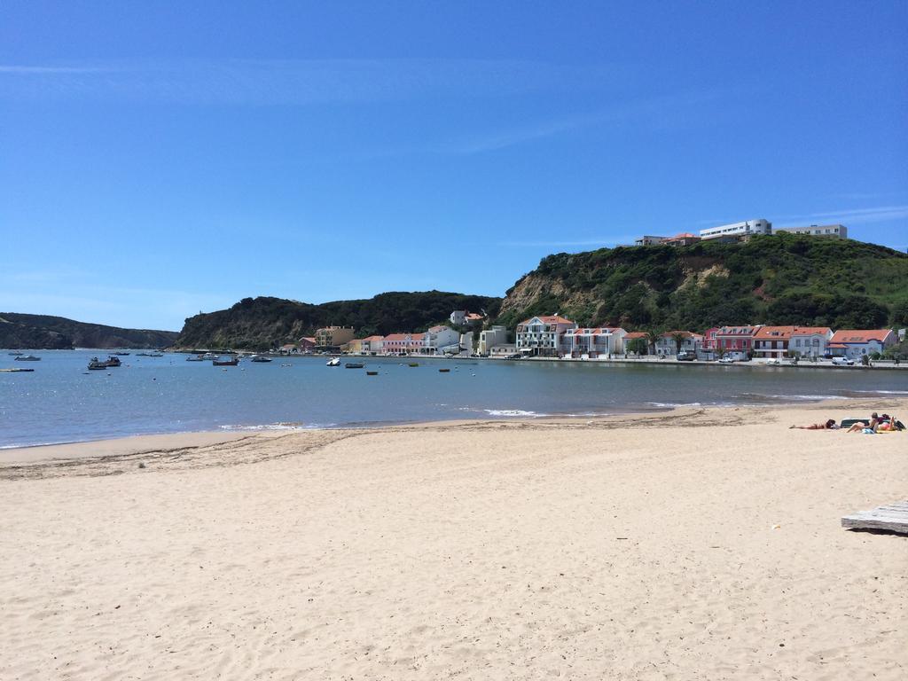 Apartamento Praia 圣马蒂纽·杜·波特 外观 照片