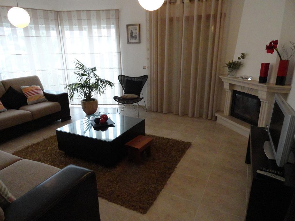 Apartamento Praia 圣马蒂纽·杜·波特 外观 照片