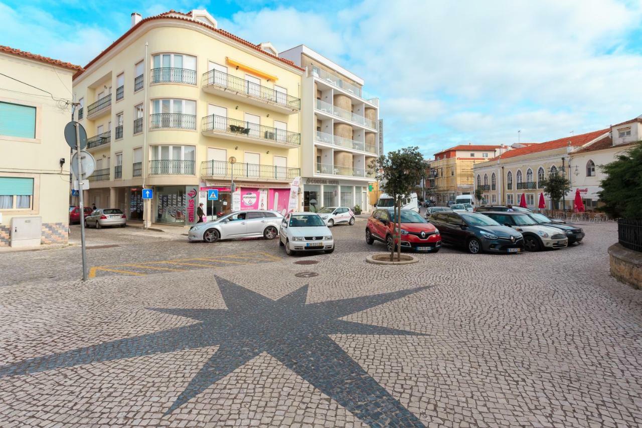 Apartamento Praia 圣马蒂纽·杜·波特 外观 照片